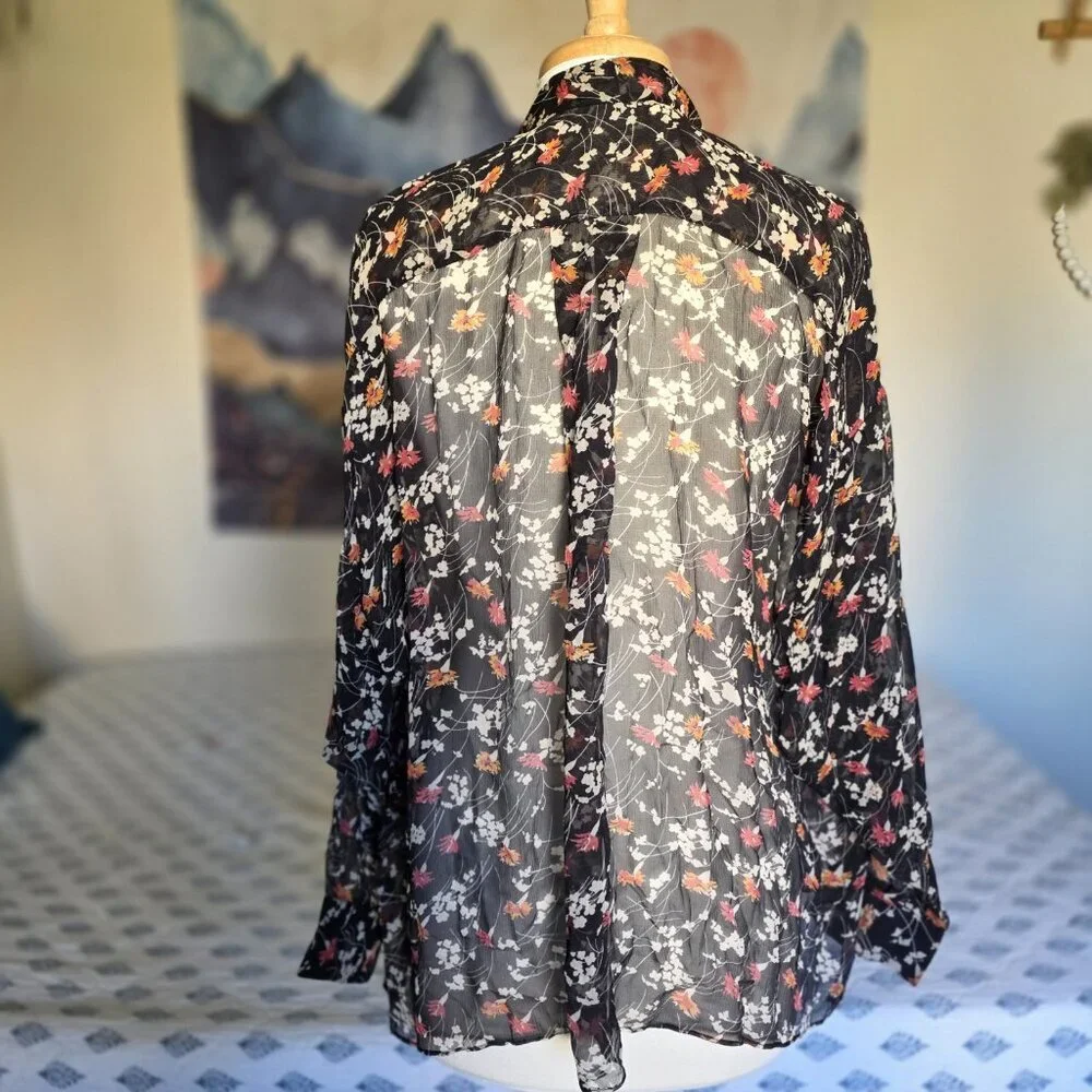 Joie Black Pink Silk Sheer Floral Ruffle Tie Neck Blouse Size M Boho Romantic - Picture 10 of 14